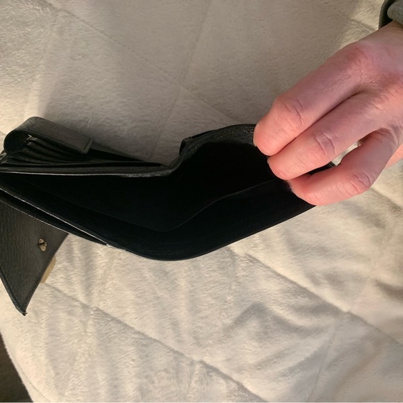 Gucci black and gold wallet - Picture 4 of 8